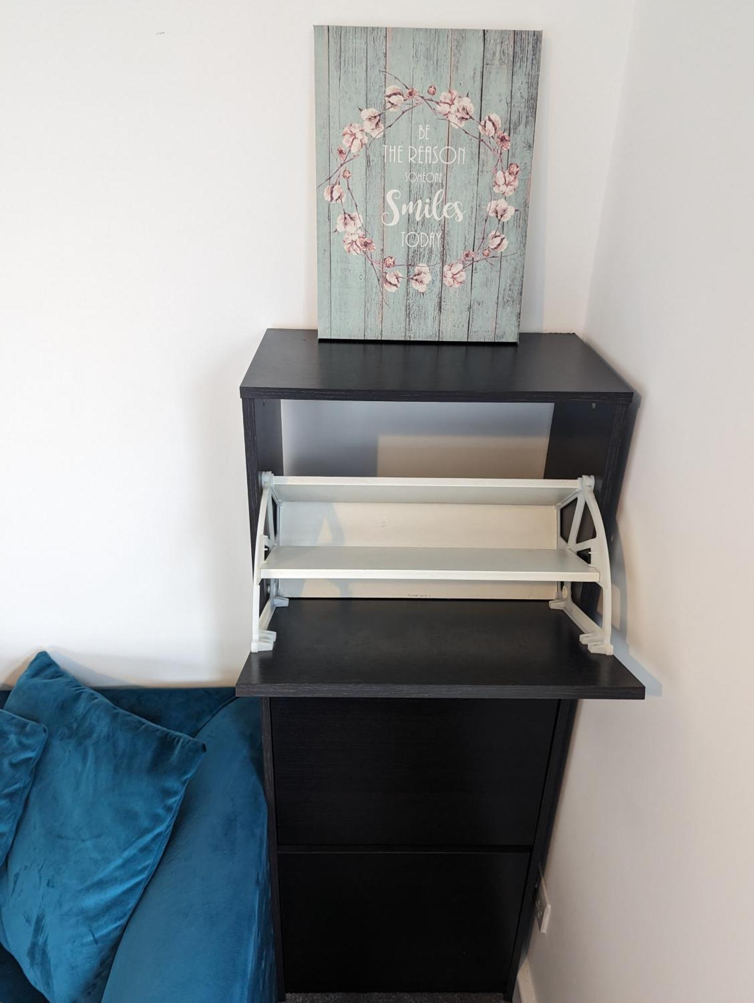 2 Bedroom In 10 Mins Walk From Train Station With Free Parking Apartment Gravesend